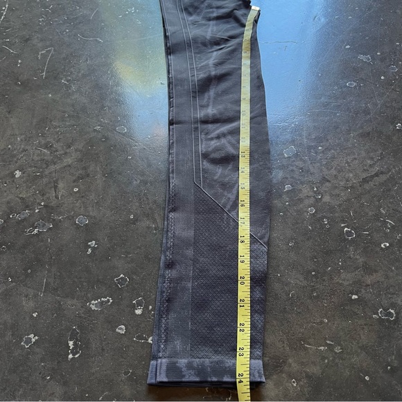 Lululemon Ebb to Street Tight Graphite Wash - Picture 8 of 11